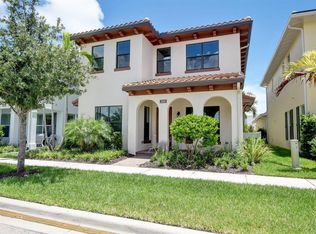 2102 Dickens Ter, Palm Beach Gardens, FL 33418