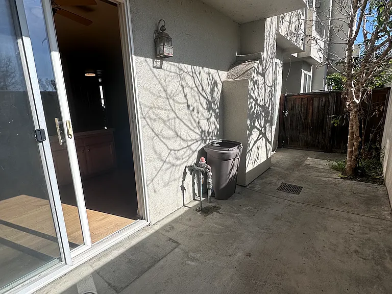7124 Farralone Ave #107 — Photo 18