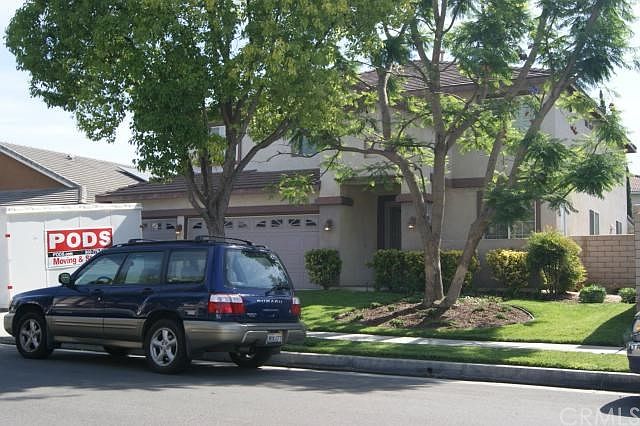 2nd image of 2867 Cherry Ave