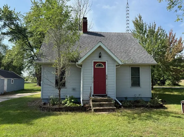 N10591 Lakeshore Rd, Clintonville, WI 54929