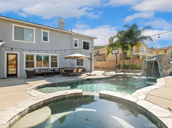 32728 Shadyview St, Winchester, CA 92596