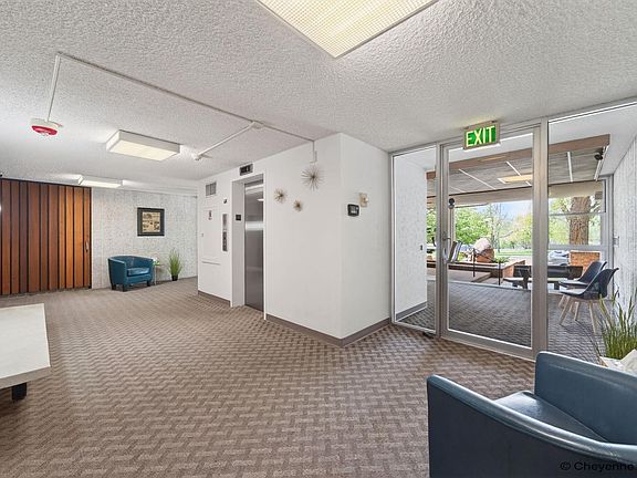 5th image of 1717 Alexander Ave APT 403