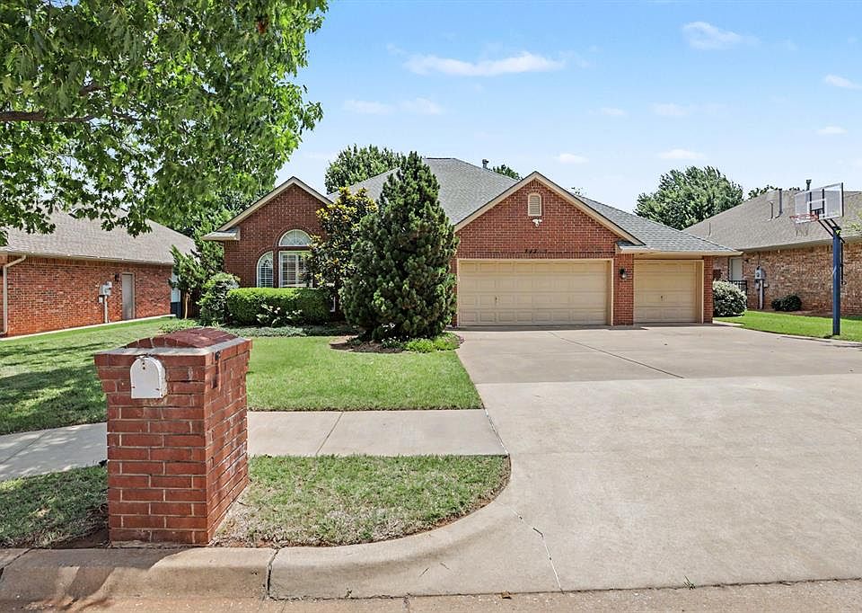 1st image of 14208 Pecan Hollow Ter