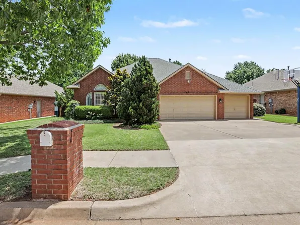 14208 Pecan Hollow Ter, Edmond, OK 73013
