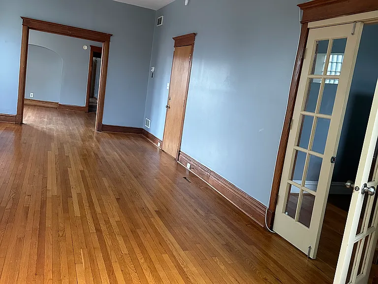 132 N Menard Ave #2 — Photo 8