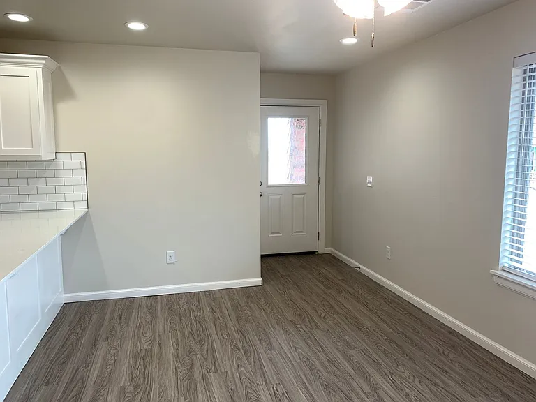 1525 NW 14th St — Photo 25