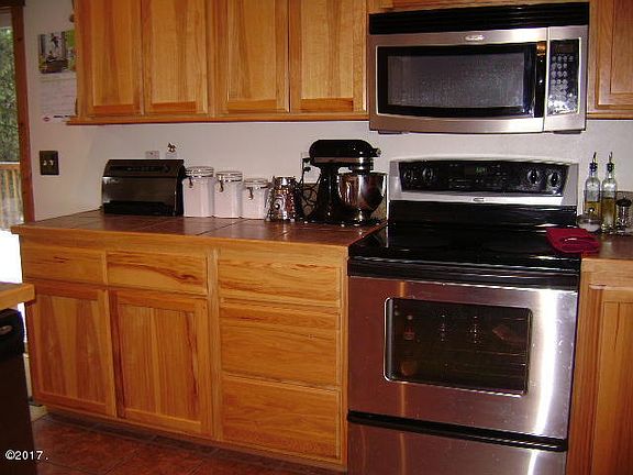 5th image of 46 Cougar Meadow Dr