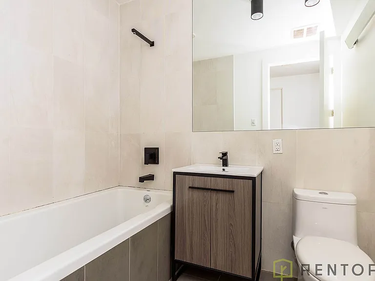 41-15 23rd St #501G — Photo 5