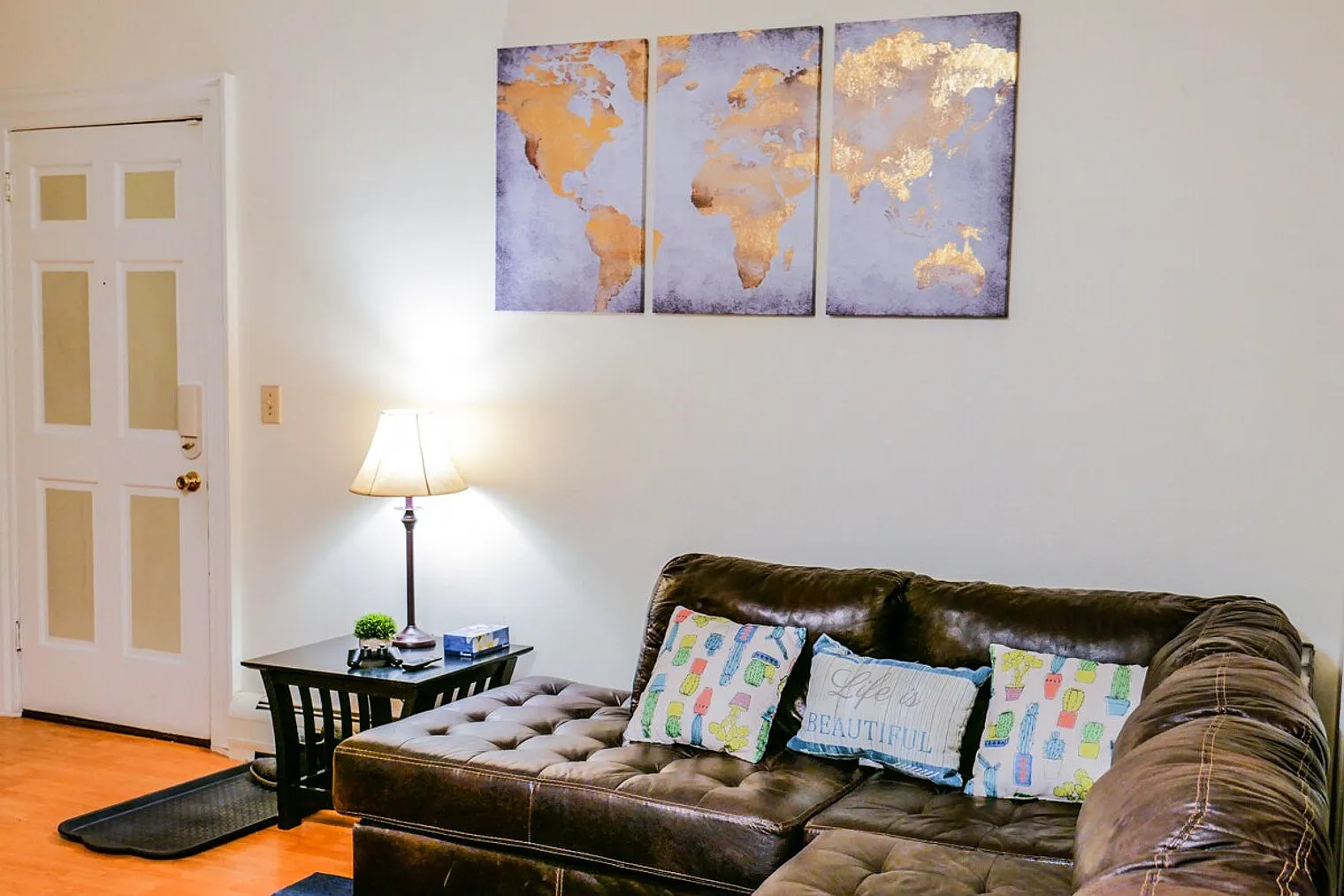 2 bed, 1.0 bath, $4,422 — Photo 2