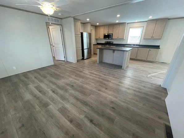 1 Wren Way #21, Orion Township, MI 48359