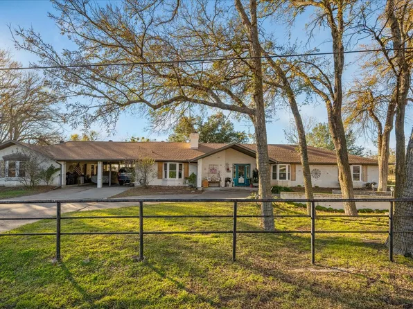 132 Curtis Ln, Quinlan, TX 75474