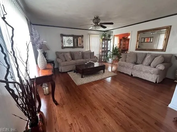 216 Armstrong St, Portsmouth, VA 23704
