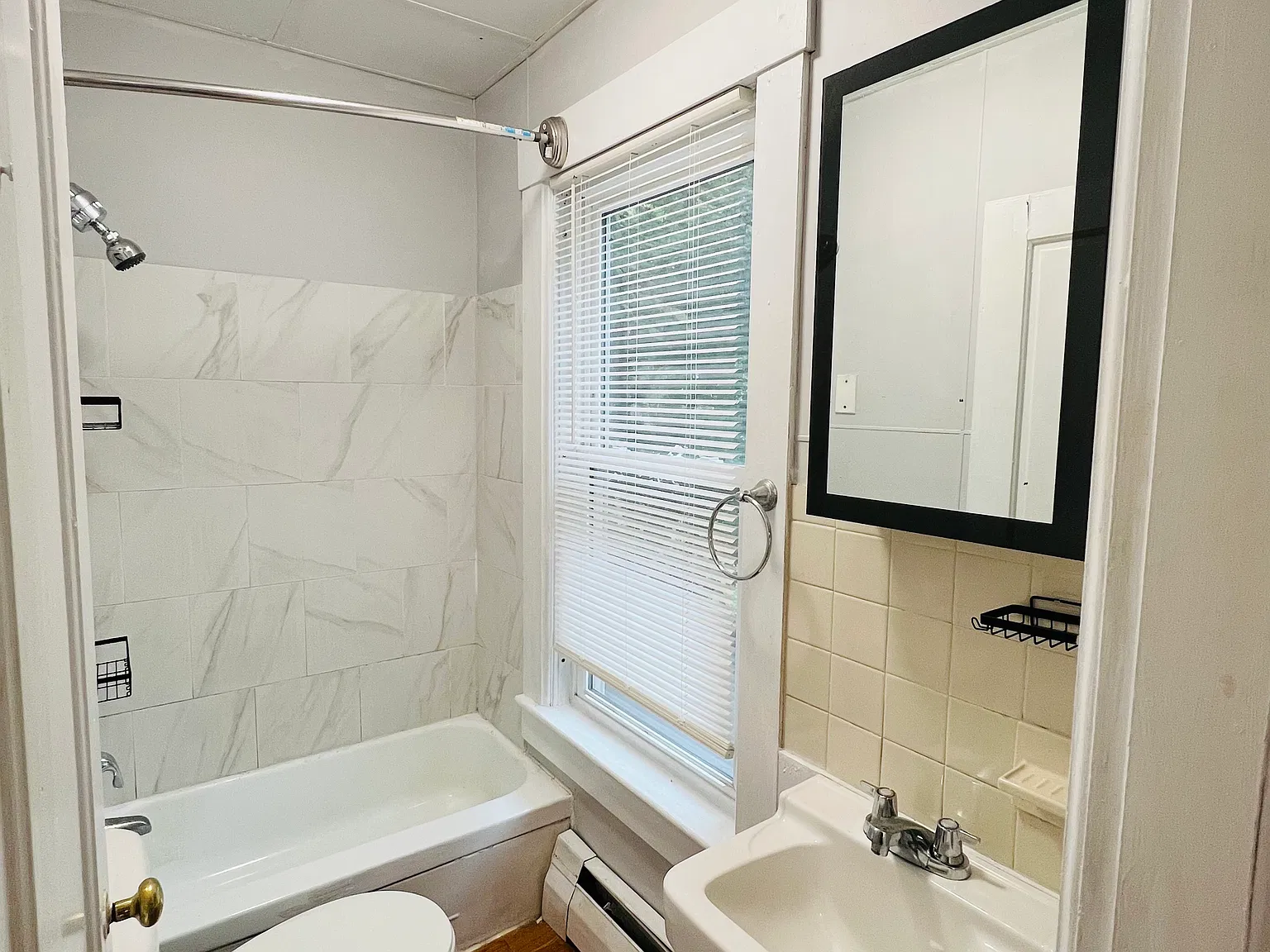 3 bed, $1,700 — Photo 3