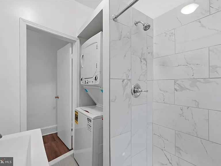 2021 S 22nd St #2 — Photo 10