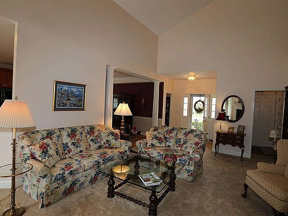 4th image of 68 Cheshire Way