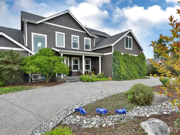 5087 Tee Place, Freeland, WA 98249