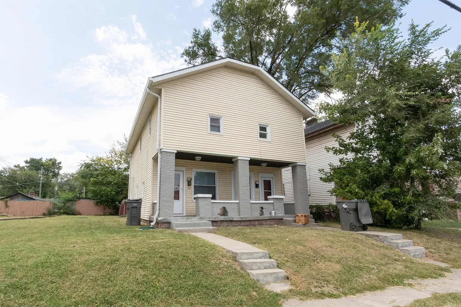 1750 N Rural St photo 1