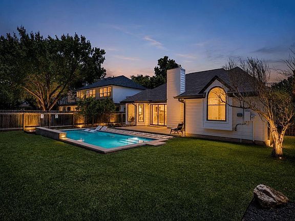 3rd image of 7704 Kiva Dr