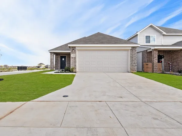 422 Woodhouse Way, Fort Worth, TX 76140