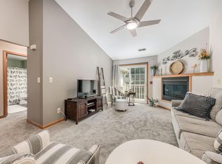 18375 Brookfield Lake Dr UNIT 88, Brookfield, WI 53045