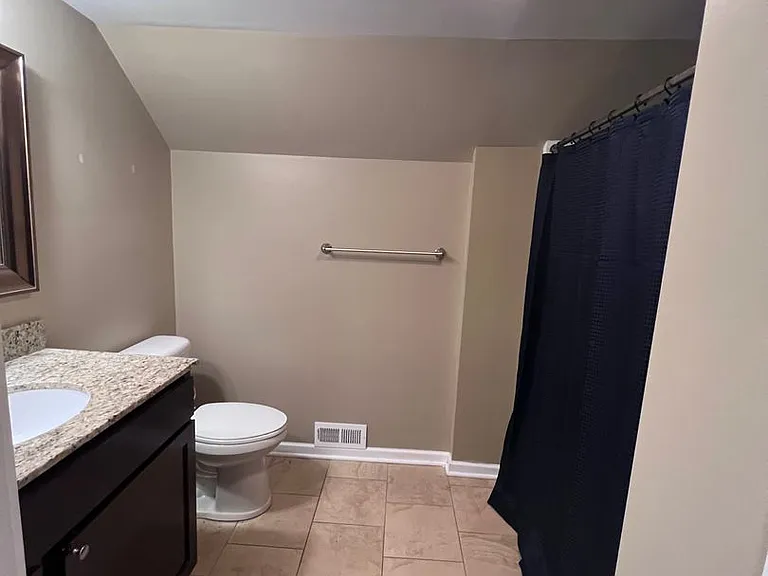 1040 Powers Ave NW — Photo 25