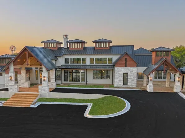 7505 E Us 290 Highway, Johnson City, TX 78636