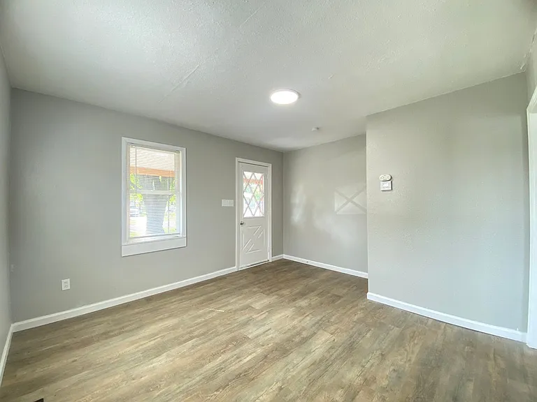 3217 Finley St — Photo 8