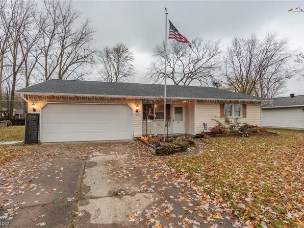 122 Hidden Tree Ln, Amherst, OH 44001