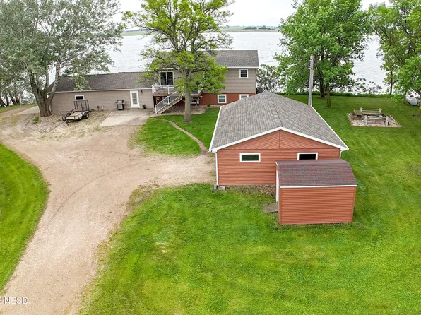 45171 180th St, Hayti, SD 57241