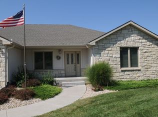 728 Brierwood Dr, Manhattan, KS 66502