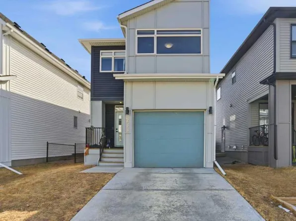 233 S Copperleaf Way SE, Calgary, AB T2Z 5E8