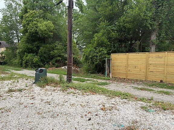 4th image of 718 -724 E 35th Street