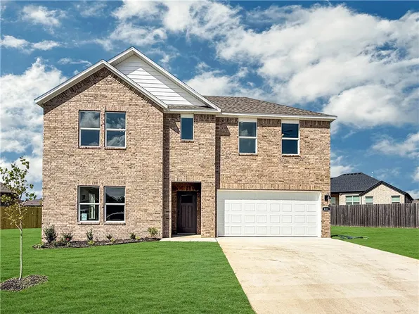 414 W Canada Dr, Farmington, AR 72730