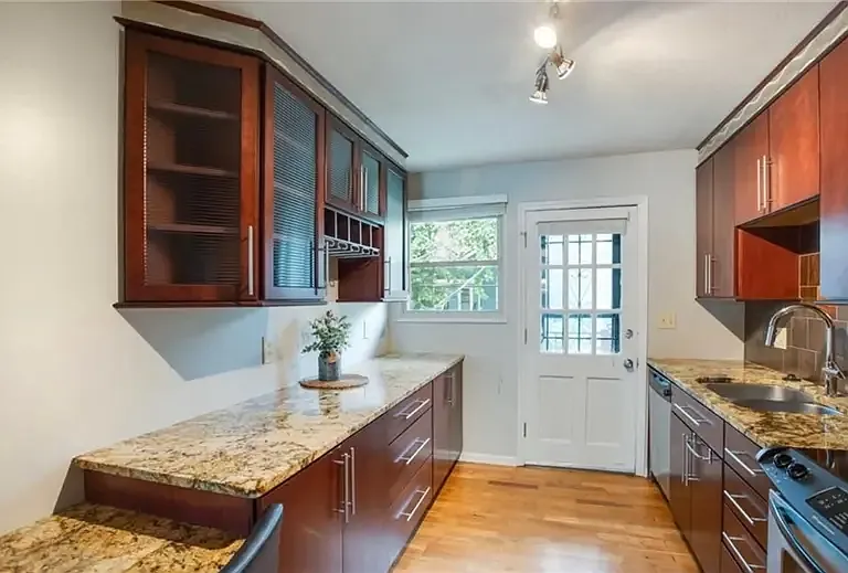 4616 Holly St #6 — Photo 7