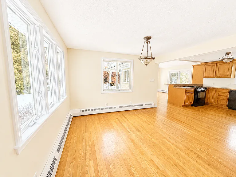 35 Fox Hill Rd #1 — Photo 6