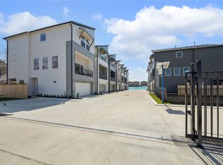 4708 Moving Meadows Dr, Houston, TX 77018