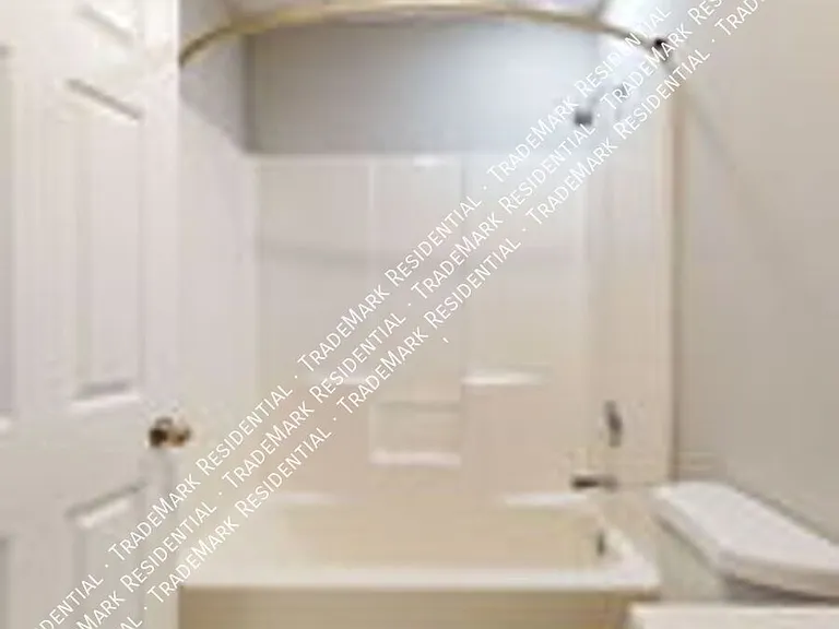 428 Bashford Rd #102 — Photo 10