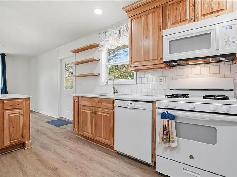 4740 Shady Rest Dr — Photo 4