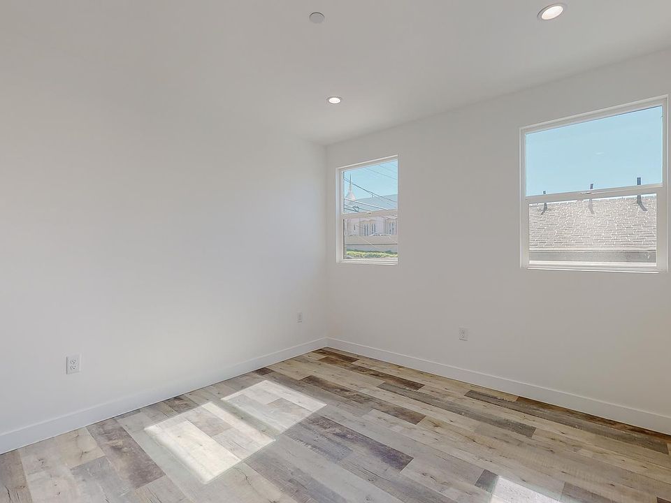 1st image of 236 N Burlington Ave #236