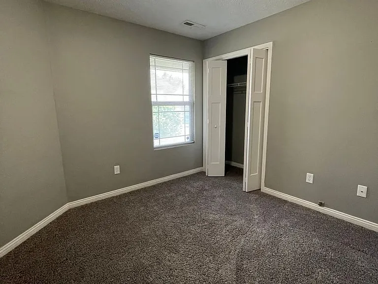 1329 Sourgum Ln — Photo 8