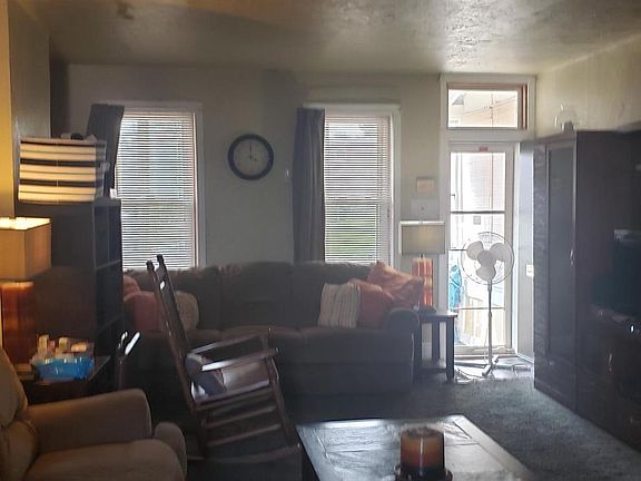 4th image of 200 N Gray Ave