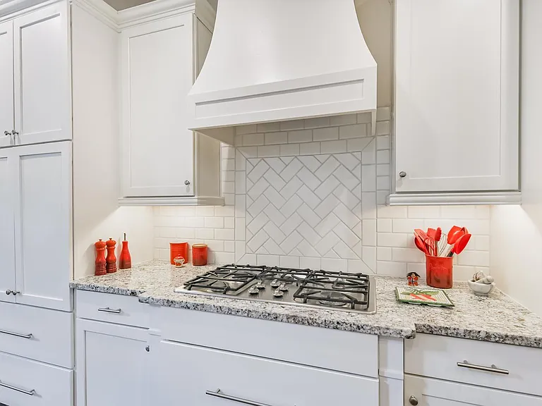 6 S Wheatleigh Dr — Photo 12