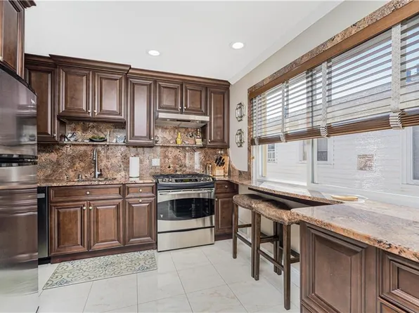 2763 East 65th Street image 11 of 30