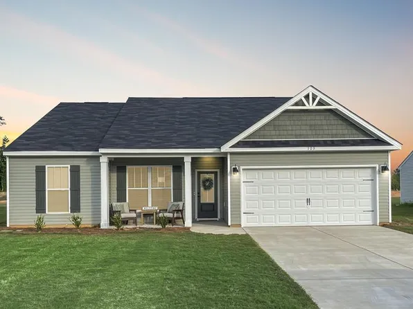 106 Tartan Ln, Greenwood, SC 29646