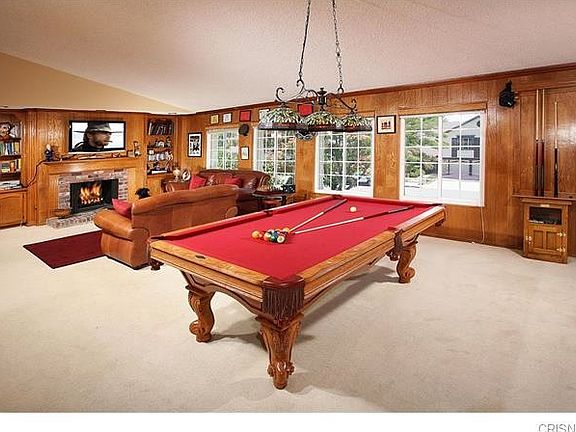 Entertainment Room
