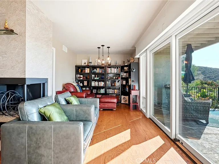 2235 El Capitan Dr — Photo 21
