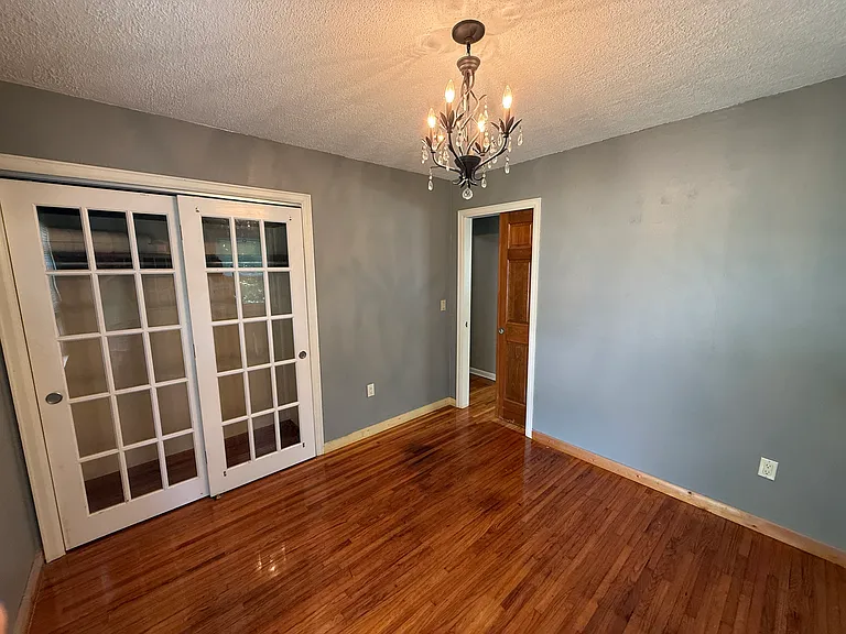 1143 Michigan Ave — Photo 10