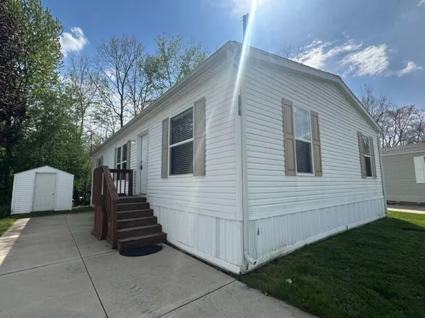 3318 Buckthorn 192, Jackson, MI 49201
