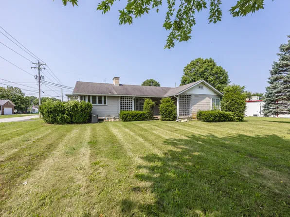 426 Walnut St, Fortville, IN 46040