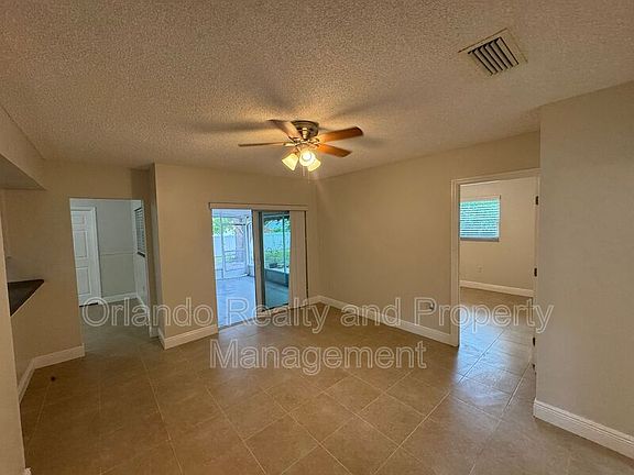3rd image of 105 Shomate Dr